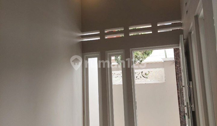 Rumah Mewah Modern Tengah Solo Kota Dekat Solo Paragon Mall 2