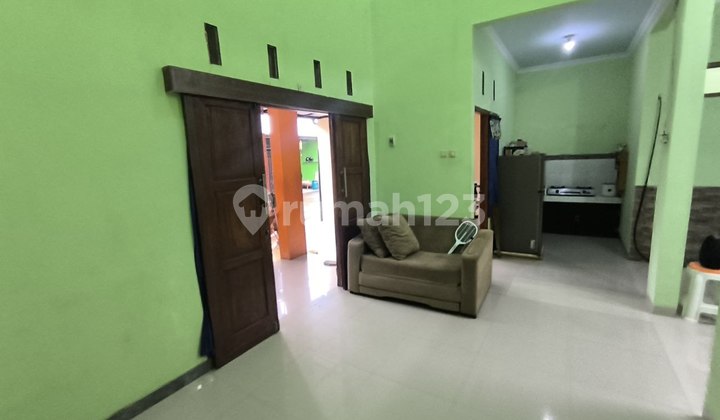 Jual Rumah Cantik Perum Jaten Dekat Ke Uns 2