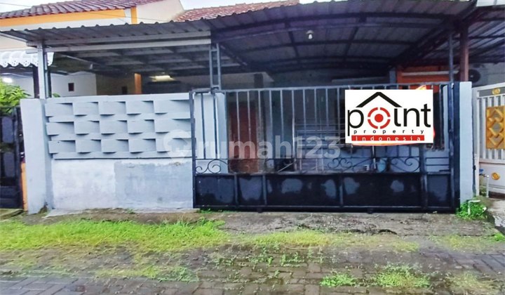 Rumah Bagus Dekat ke Kampus Uns dan Isi