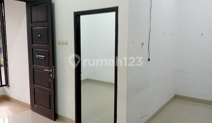 Clean House Near Dr. Oen Hospital in Sukoharjo