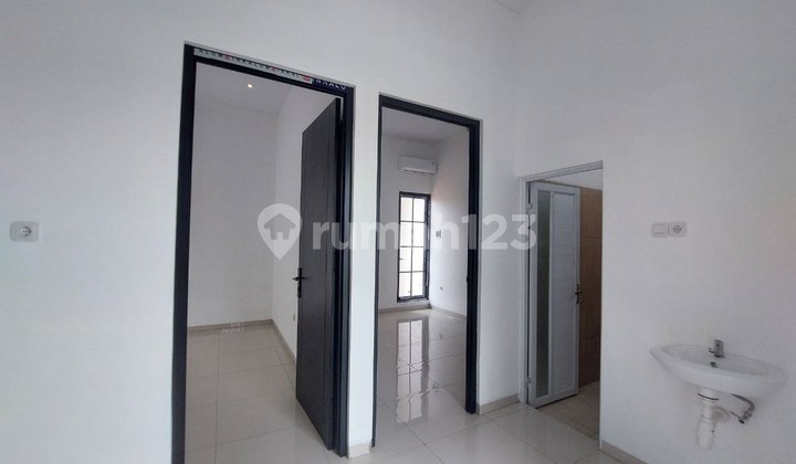 Rumah Cantik Modern Siap Pakai Dekat Superindo 2