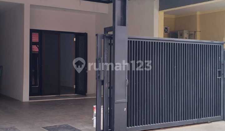 For Sale New Mentari Beach House East Surabaya Ready to Occupy  SIU.A145