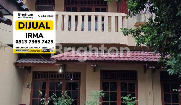 Rumah 2 Lantai Ditepi Jalan Tengah Kota 2