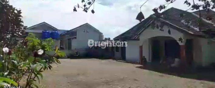 Rumah Pekarangan Luas Rustini 2