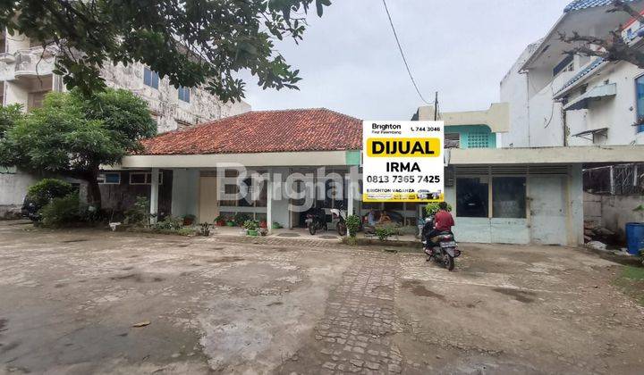 RUMAH TEPI JALAN RAYA RAMAI 1