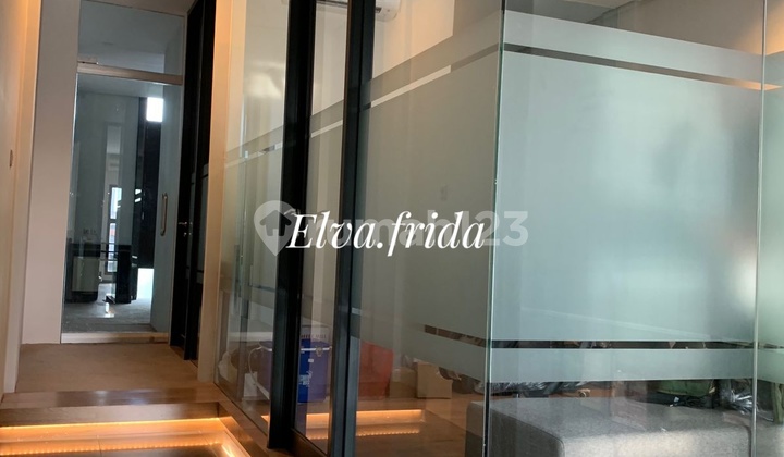 For Sale, Strategic Shop House on Indragiri Street, Central Surabaya 2