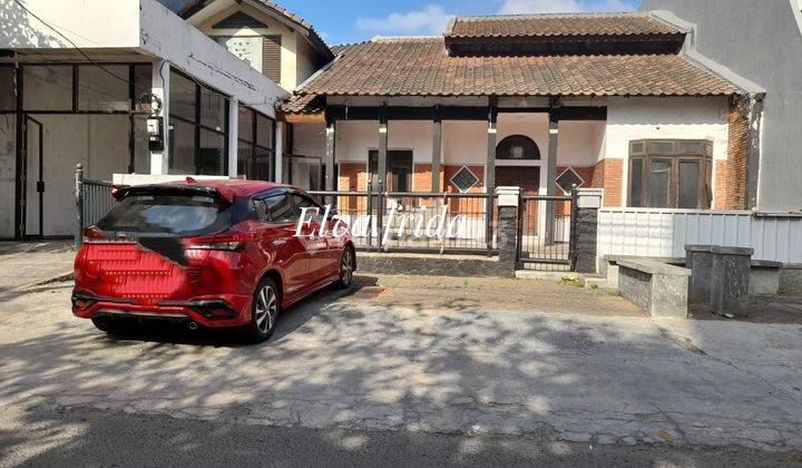 Dijual Rumah Strategis di Jl Jambi, Darmo Surabaya Pusat 1