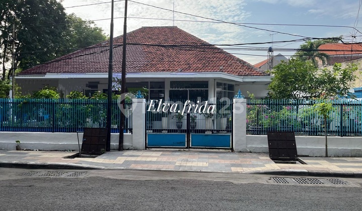 Dijual Rumah Pusat Kota di Jl Jaksa Agung Suprapto Surabaya Dijual Rumah Pusat Kota di Jl Jaksa Agung Suprapto Surabaya
