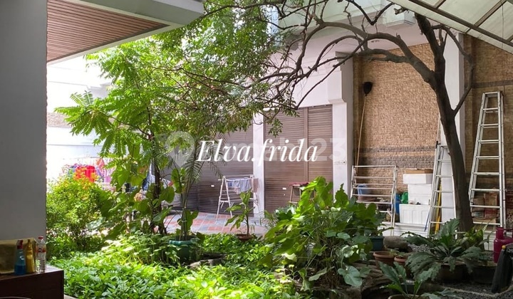 Dijual Rumah Mewah Jl Cempaka Dekat Jl Basuki Rahmat Surabaya 2
