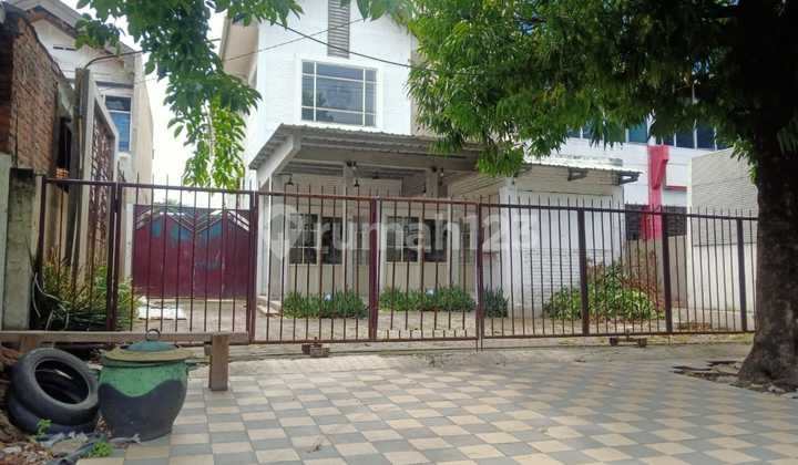 Cheap House for Sale on Jemursari Main Road, Surabaya 1