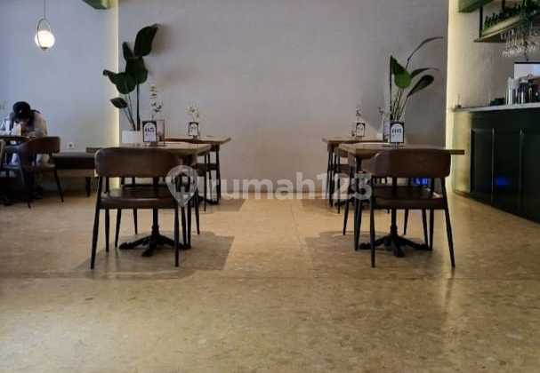 For Sale: Central City House on Jalan Opak Darmo, Surabaya 2