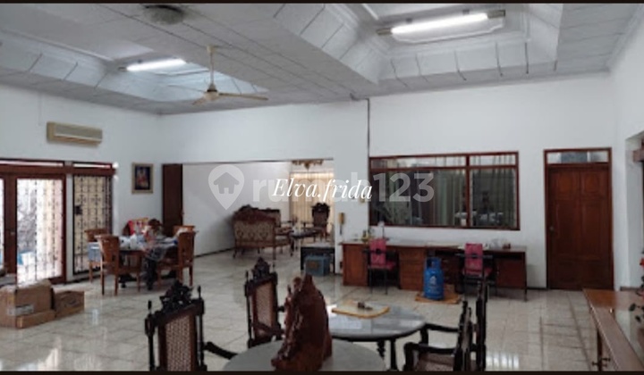 Dijual Rumah Pusat Kota di Jl Diponegoro Surabaya 2