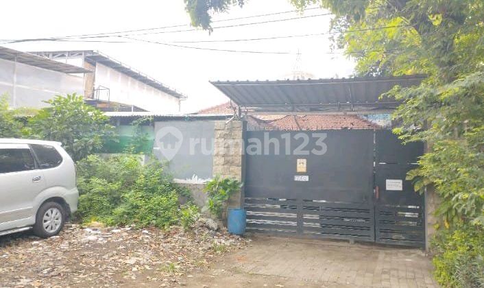 Dijual Murah Rumah di Jalan Bromo Surabaya Pusat 1