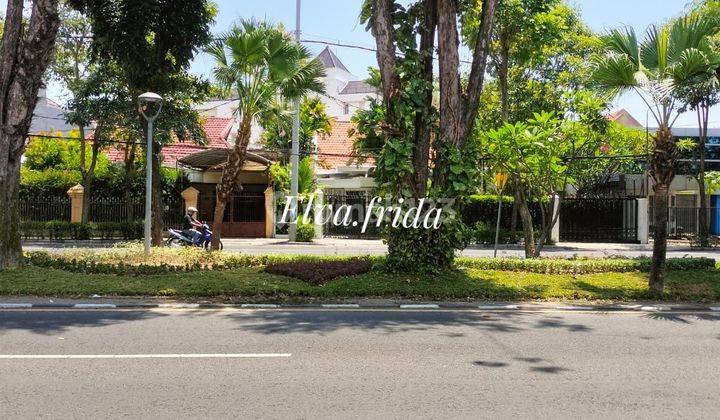 Dijual Langka Rumah Pusat Komersial Raya Diponegoro Surabaya 1