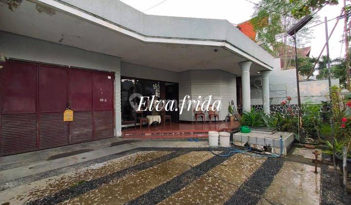 Dijual Rumah Strategis di Jl Rokan Darmo Surabaya 1