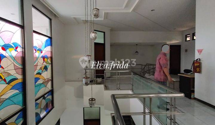 Disewakan Rumah Eks Kantor Pusat Kota Di Jl Ir Anwari Surabaya 2