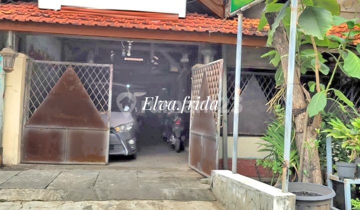 Dijual Rumah Pusat Kota di Jalan Tumapel Surabaya
