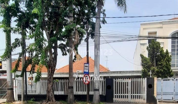 Dijual Rumah Strategis Di Raya Kartini Surabaya Pusat 1