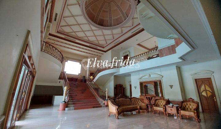 Dijual Rumah Favorite Golf View di Graha Famili Surabaya 2