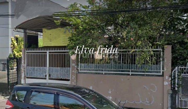 Dijual Rumah Komersial Strategis di Jl Kartini Surabaya Pusat 1