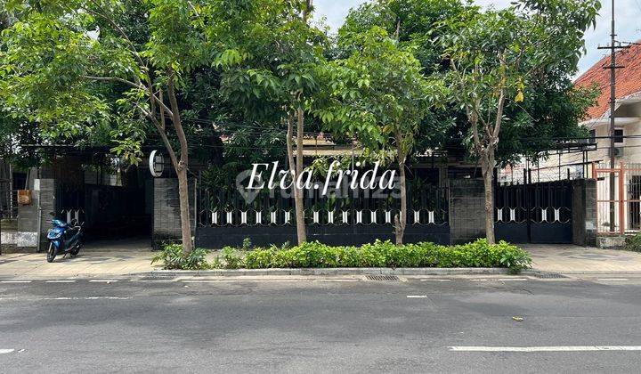 Dijual Rumah Strategis di Jl Kartini Tegalsari Surabaya Pusat 1