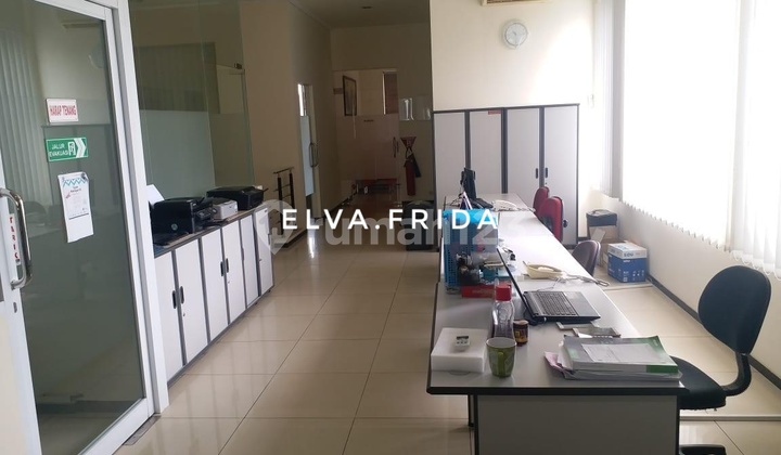 Dijual Gedung Kantor Siap Pakai di Jl Sriwijaya Surabaya Pusat Dijual Gedung Kantor Siap Pakai di Jl Sriwijaya Surabaya Pusat