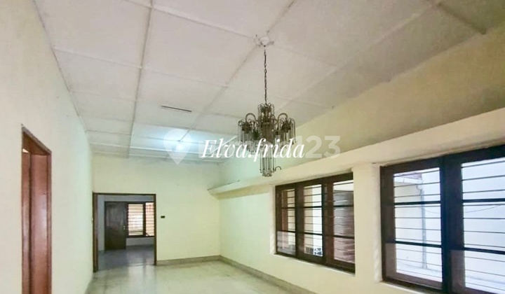 Dijual Rumah di Jl Imam Bonjol Surabaya Pusat 2