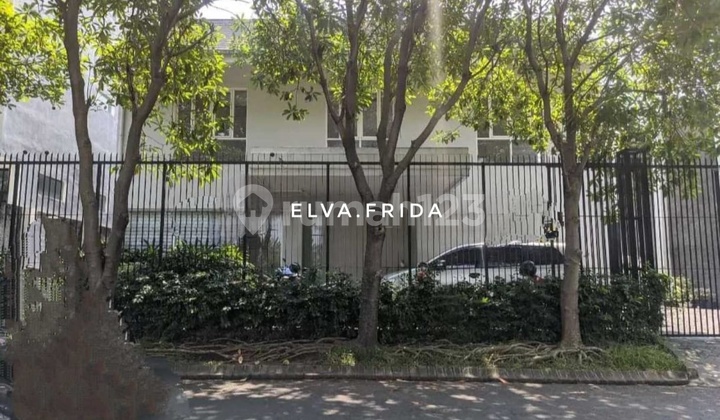 Dijual Rumah Usaha di Raya Bukit Golf Double Way Citraland Surabaya