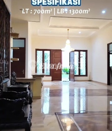 Dijual Rumah Mewah di Jalan Imam Bonjol Surabaya Pusat 2