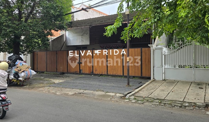 Dijual Rumah di Jl Progo Taman Bungkul Surabaya Pusat Dijual Rumah di Jl Progo Taman Bungkul Surabaya Pusat