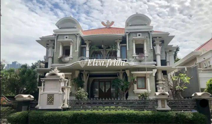 Dijual Rumah Favorite Golf View di Graha Famili Surabaya 1