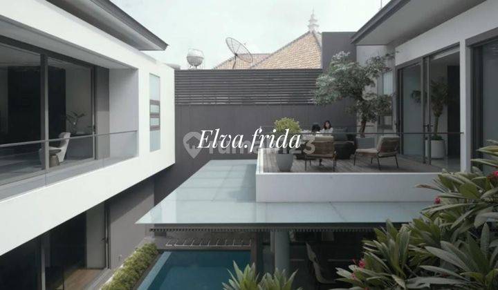 Dijual Rumah Luxury di Villa Bukit Regency Pakuwon Indah Surabaya 1