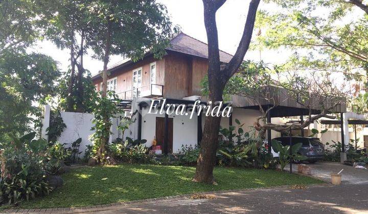 Dijual Rumah Mewah Ada Pool di Isen Darmo Harapan Surabaya 1