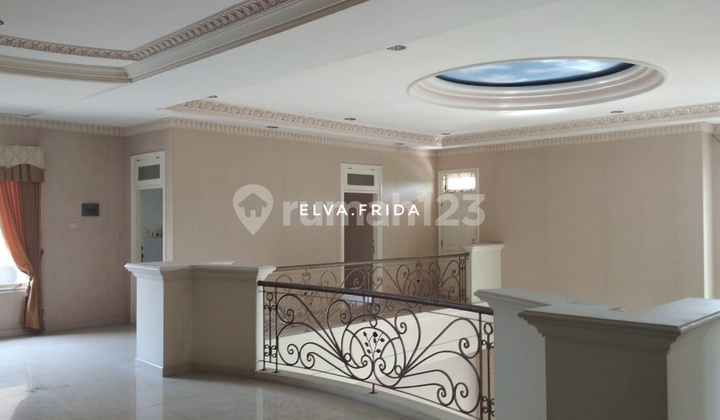 Dijual Murah Rumah di Graha Famili Surabaya Barat 2