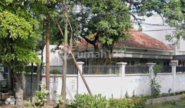 For Sale Hook House on Ambengan Street, Kesumba Street, Central Surabaya. 1