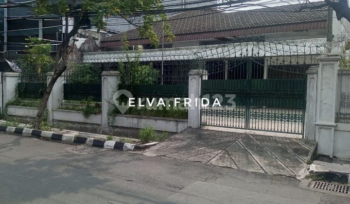 Cheap House for Sale in West Surabaya Satellite Road