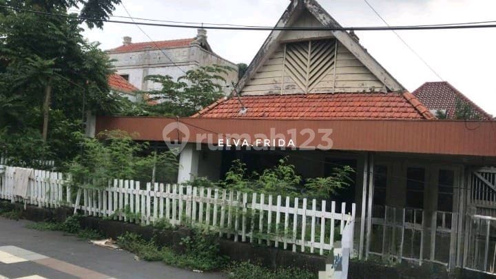 Dijual Cepat Rumah Lama Hitung Tanah di Jl Ogan Surabaya Pusat 1