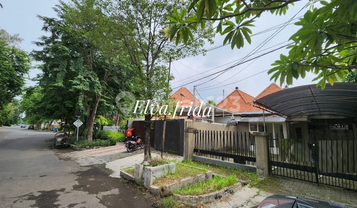 For Sale House on Jl Wr Supratman, Central Surabaya