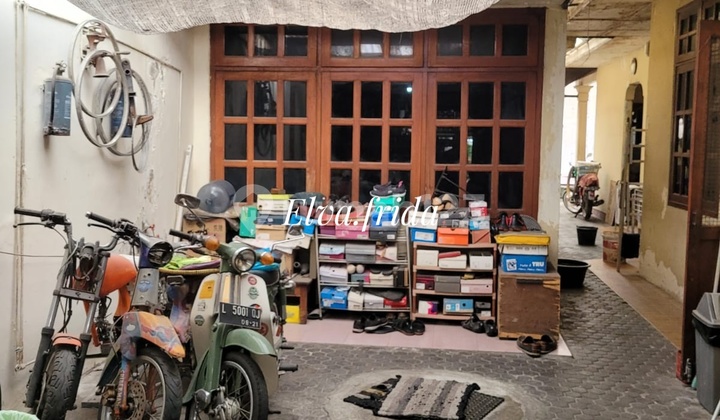Dijual Rumah Pusat Kota di Jalan Tumapel Surabaya 2