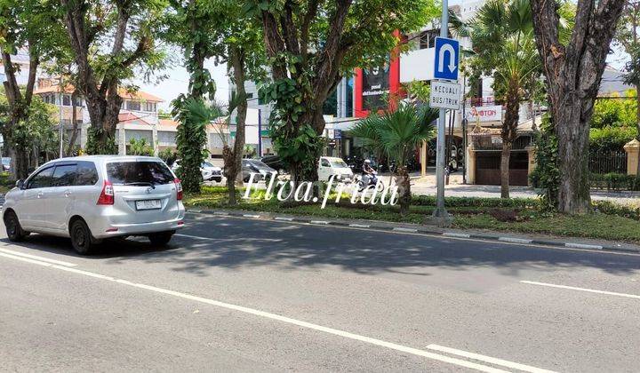 Dijual Langka Rumah Pusat Komersial Raya Diponegoro Surabaya 2