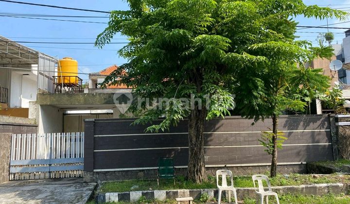 Dijual Rumah Strategis di Jl Blambangan Surabaya Pusat 1