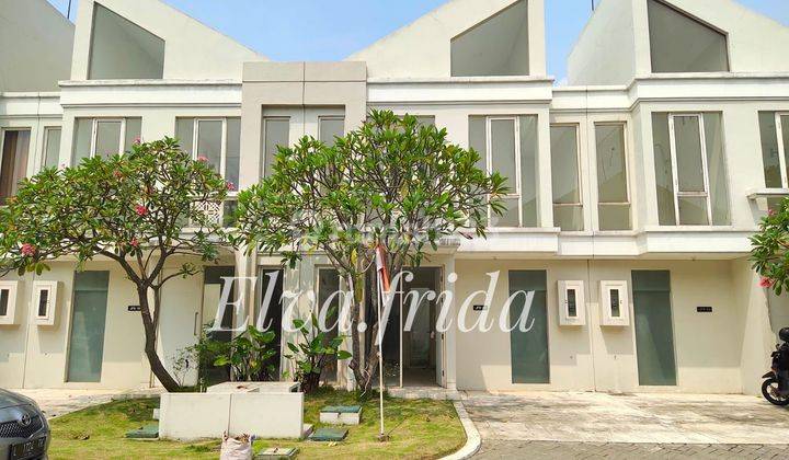 Dijual Rumah 2 Lantai di Grand Pakuwon Adelaide Surabaya 1