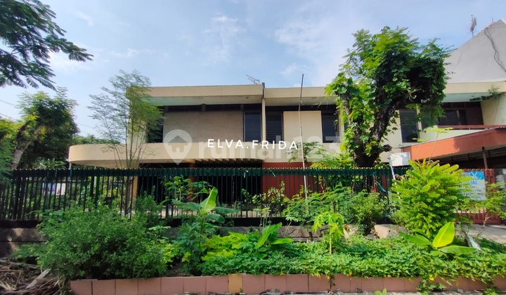 Dijual Rumah 2 Lantai di Jl Jaksa Agung Suprapto Surabaya Dijual Rumah 2 Lantai di Jl Jaksa Agung Suprapto Surabaya