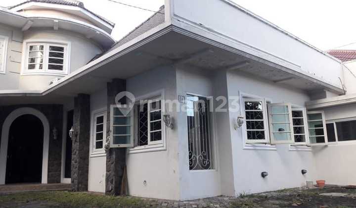Dijual Rumah Kantor di Jalan Cisadane Surabaya Pusat Dijual Rumah Kantor di Jalan Cisadane Surabaya Pusat