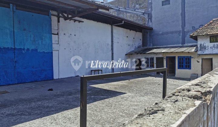 Warehouse for Sale Cheap in Simorejo Sari, Tanjungsari, Surabaya