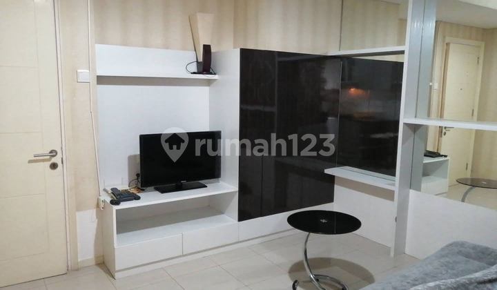 Disewakan Apartemen Cosmo Terrace Tanah Abang Jakarta Pusat R1547 2
