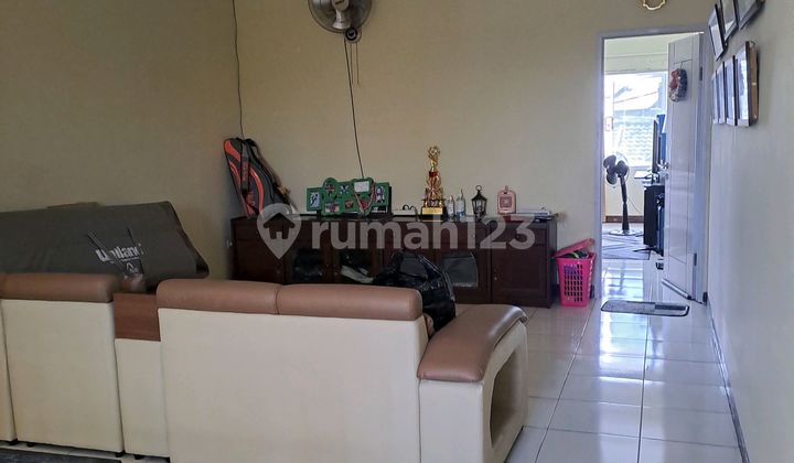 Rumah Bagus 3 Lantai Pegadungan, Cengkareng, Jakarta Barat Rumah Bagus 3 Lantai Pegadungan, Cengkareng, Jakarta Barat