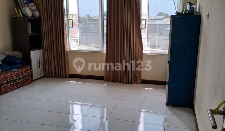 Rumah Bagus 3 Lantai Pegadungan, Cengkareng, Jakarta Barat 2