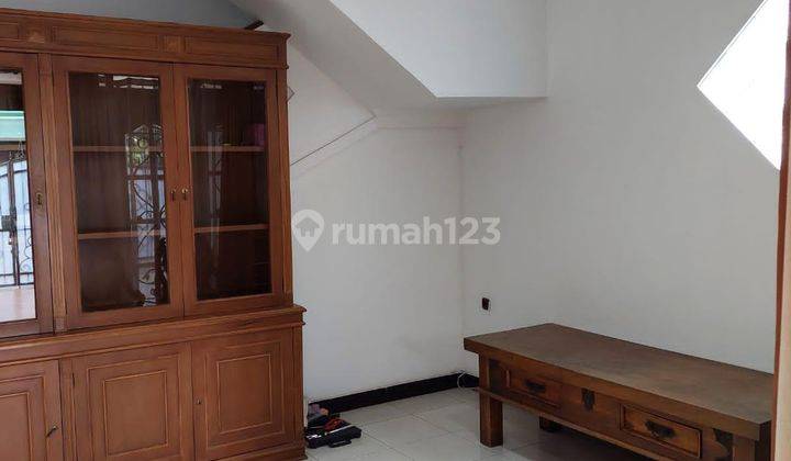 Rumah bagus siap huni Fajar Indah, Baturan dekat RS dan exit tol 6