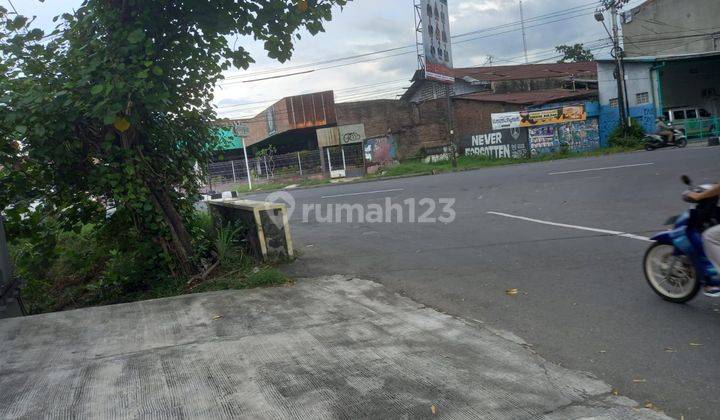 Gudang di Kerten, Laweyan  6